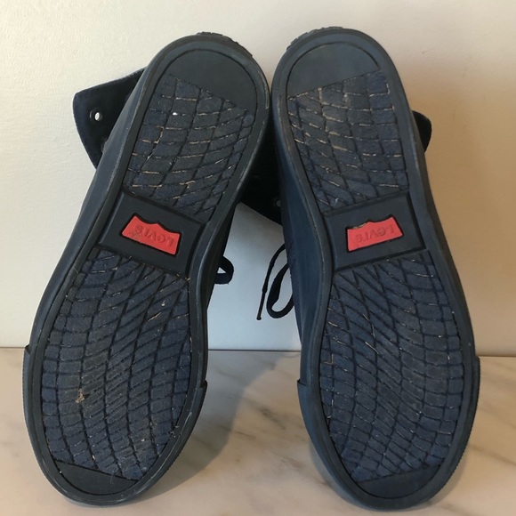 Navy blue high top Levi’s sneakers - Picture 7 of 10